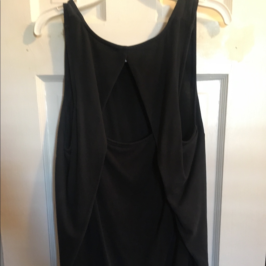 Splendid Basic Float Tank Top With Cutout Back